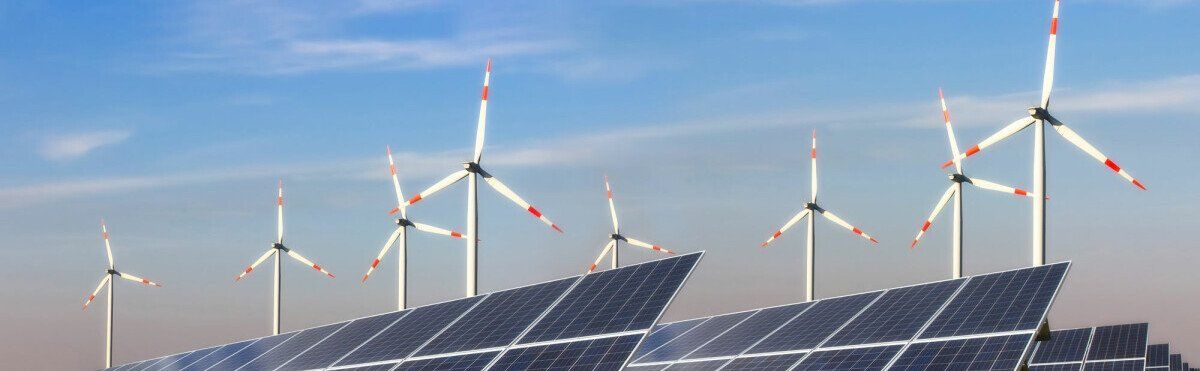 Photovoltaikanlagen und Windkrafträder