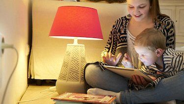 SmartHome_Stecker_mit_Lampe