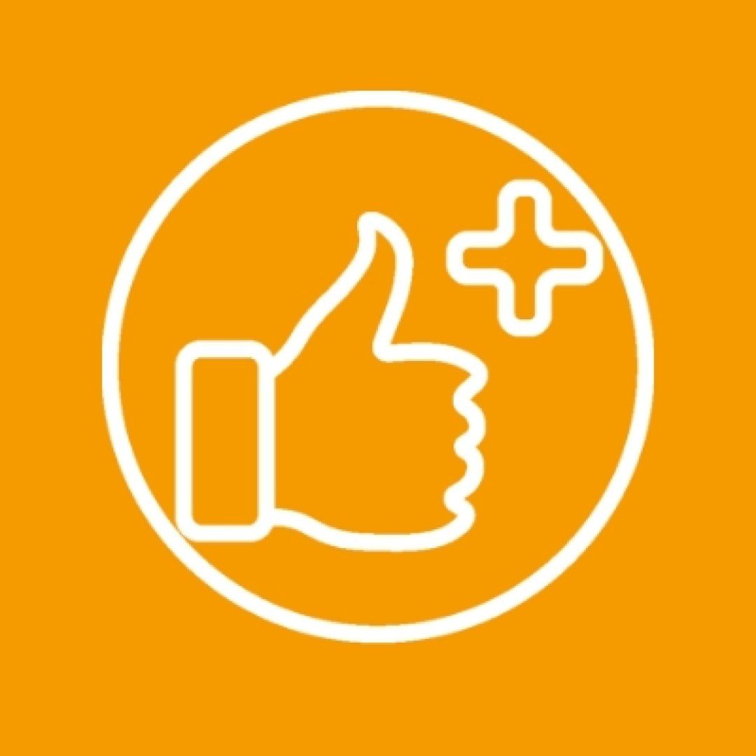 Ein Daumen nach oben symbolisiert die Vorteile von Biomethan.